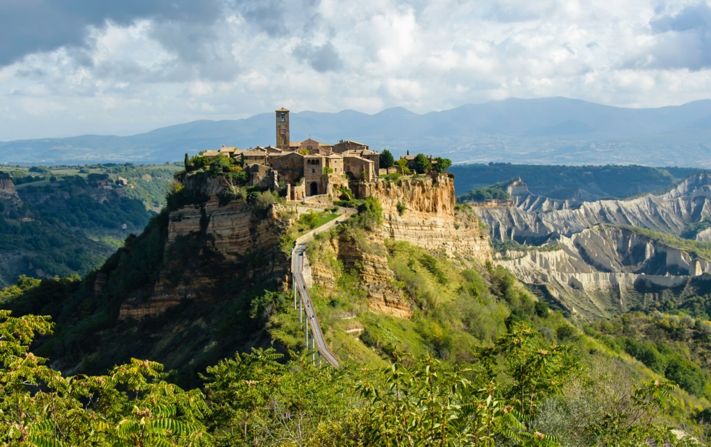 Civita di Bagnoregio, fot. Catherine Kerr Unsplash